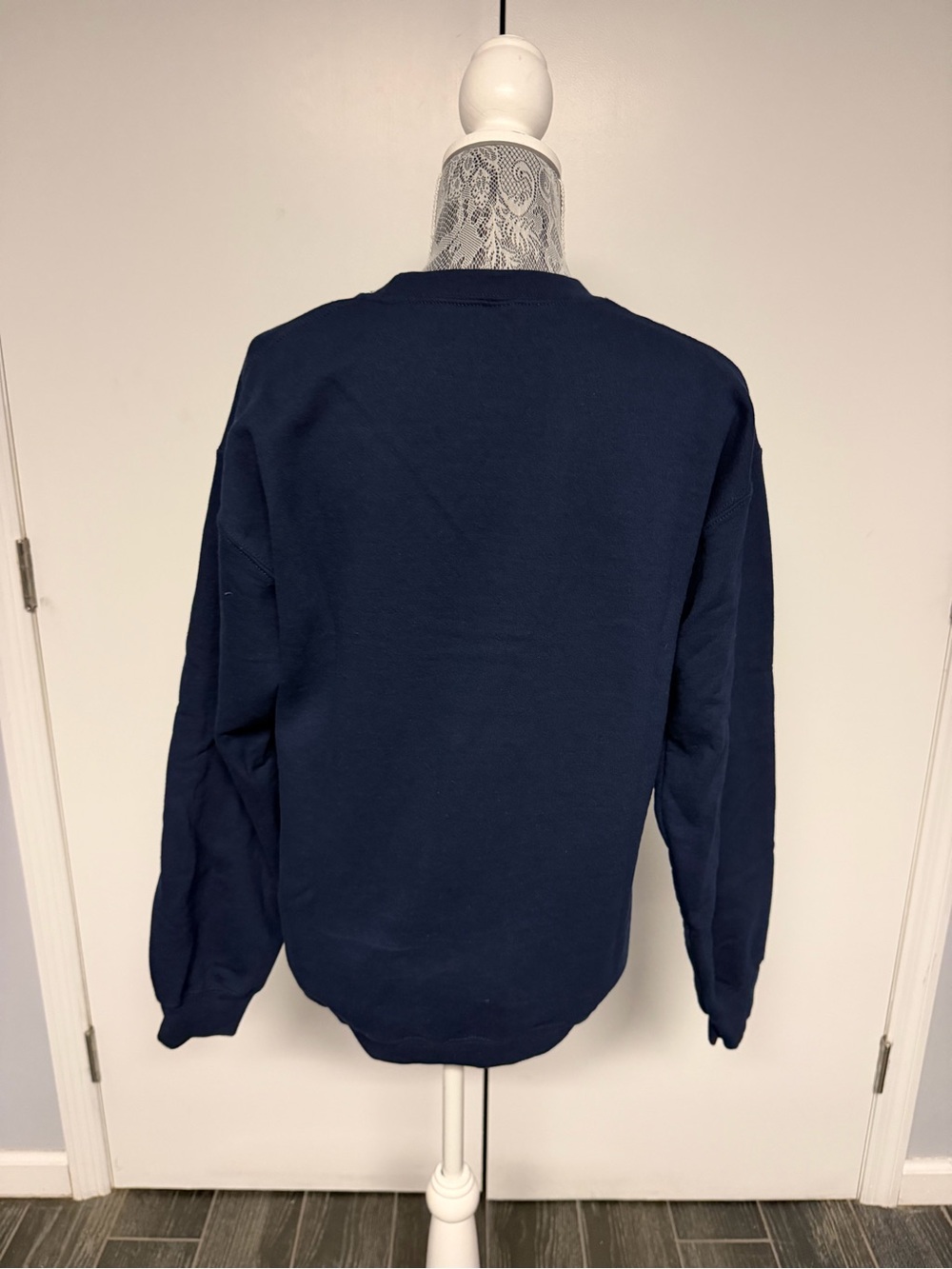 Vail Crewneck - Picture 2 of 2